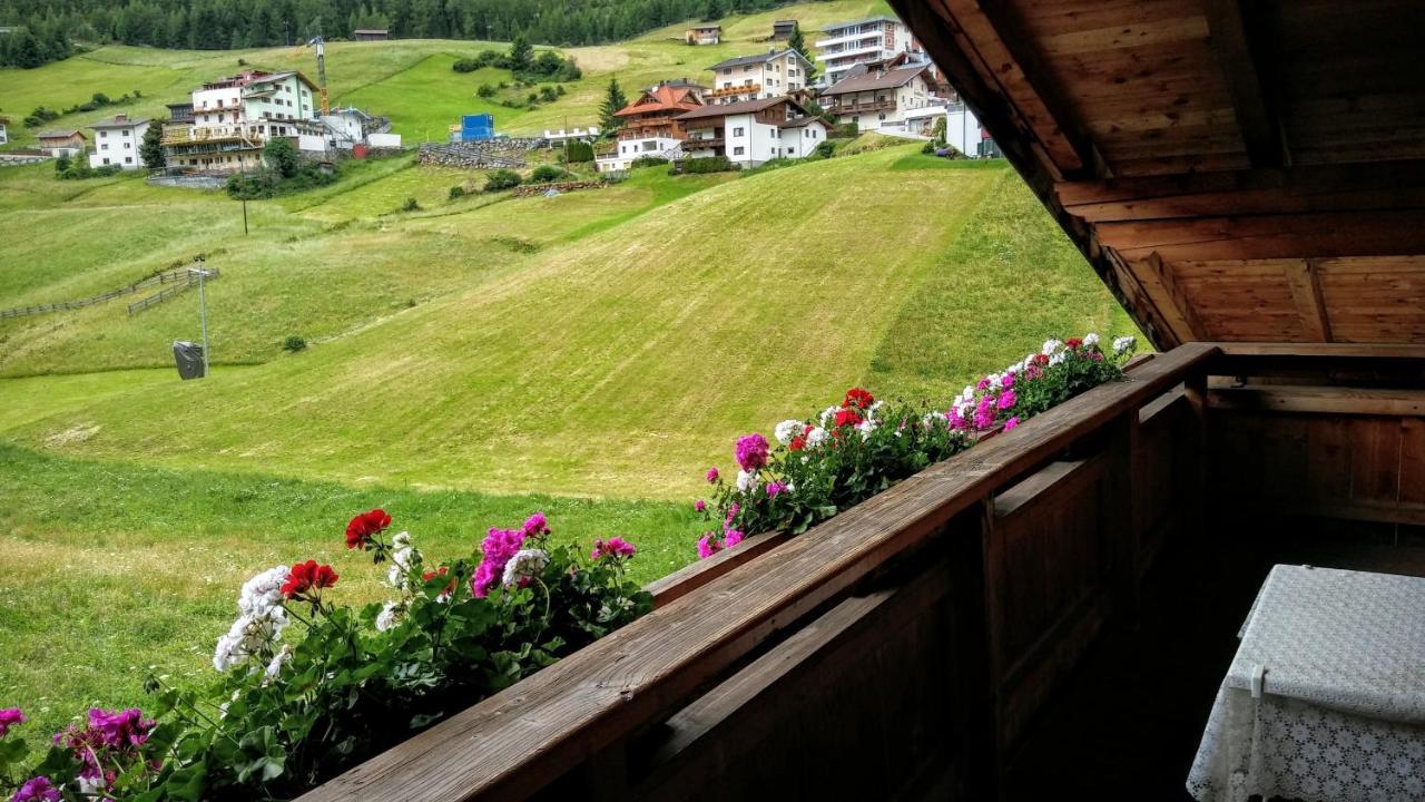 Almhof Apartment Сьолден Екстериор снимка
